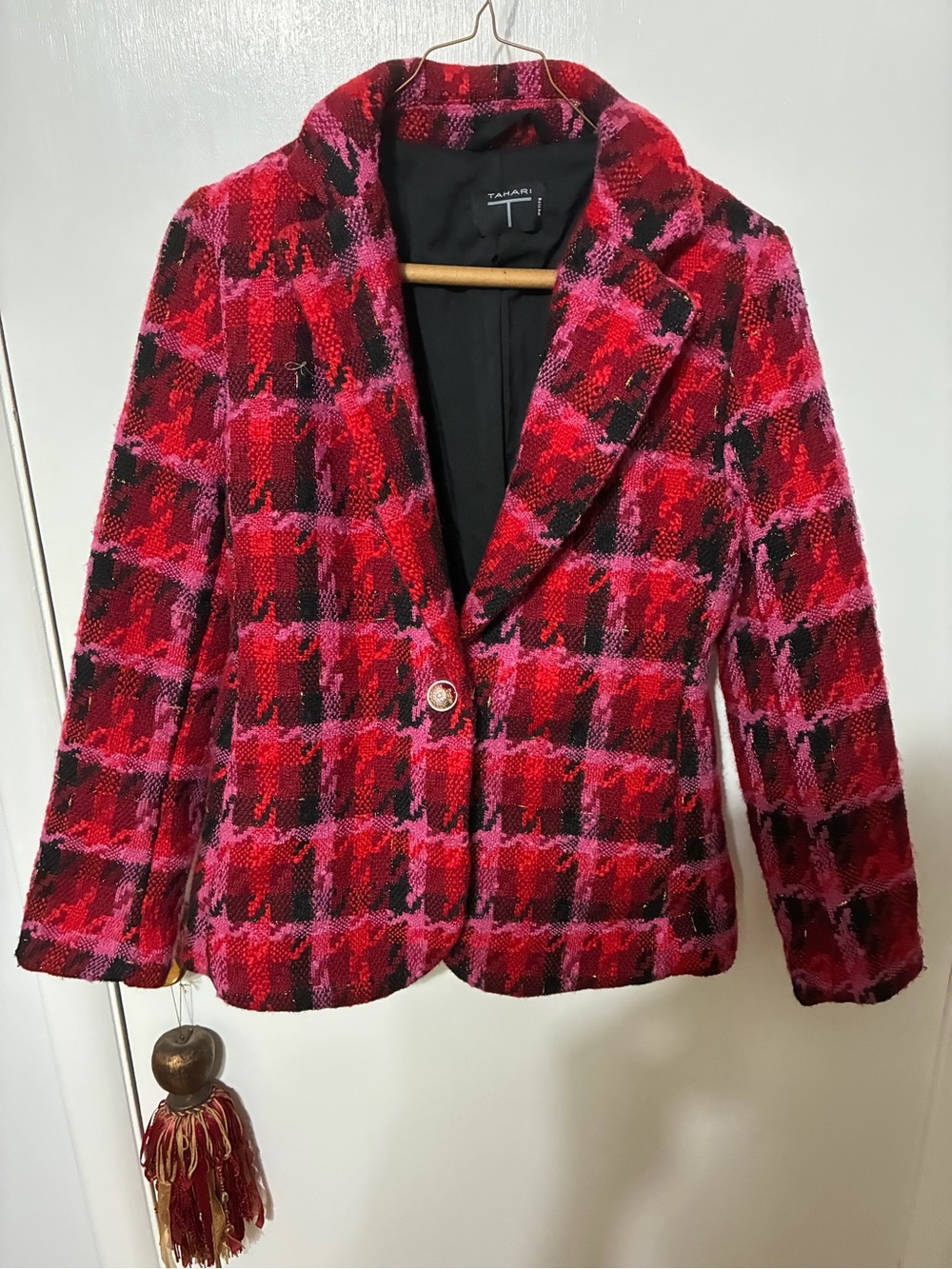 T Tahari Red & Pink Tweed Single-Button Blazer